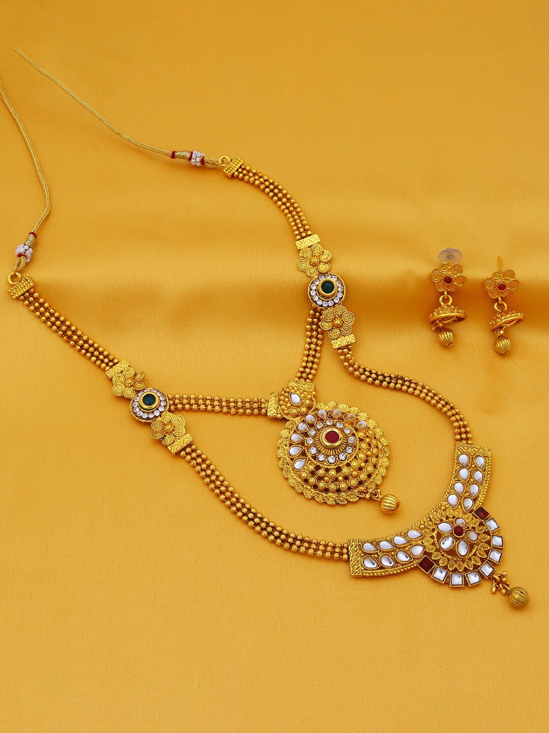

Sukkhi Gold-Plated Stone-Studded Jewellery Set