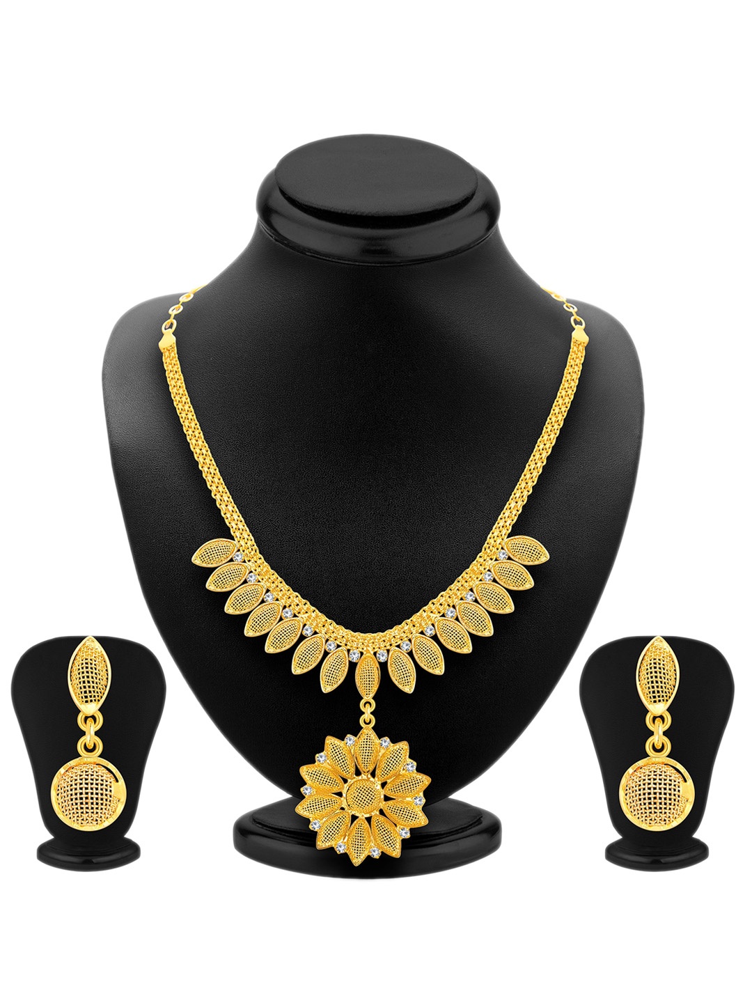 

Sukkhi Gold-Plated AD Studded Jewellery Set