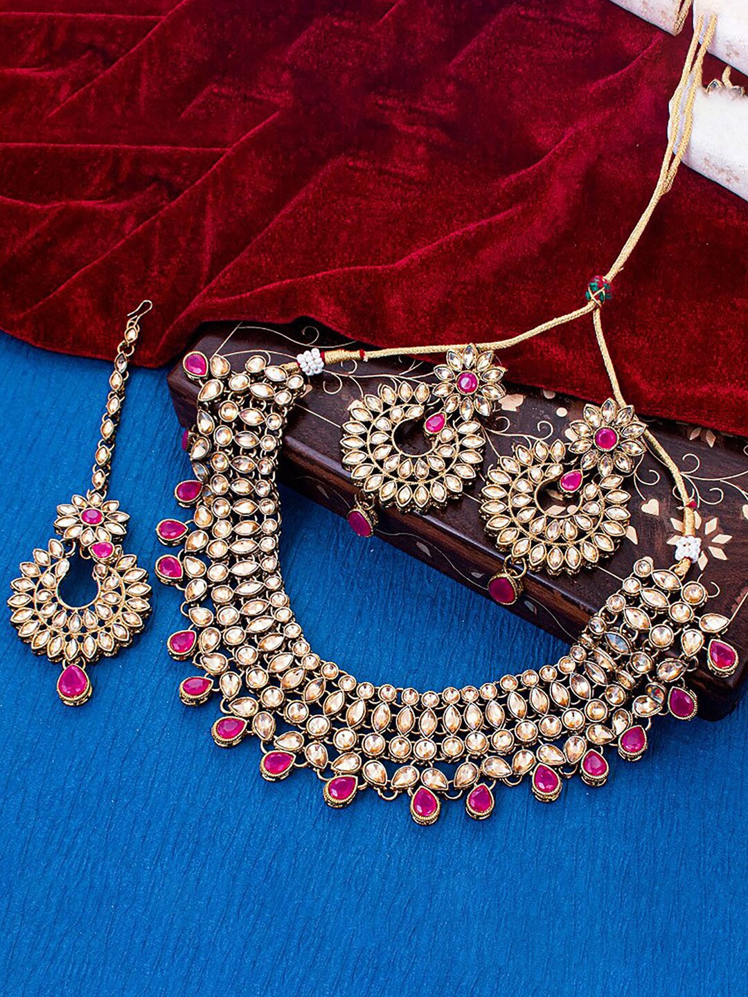 

Sukkhi Gold-Plated Stone Studded Jewellery Set