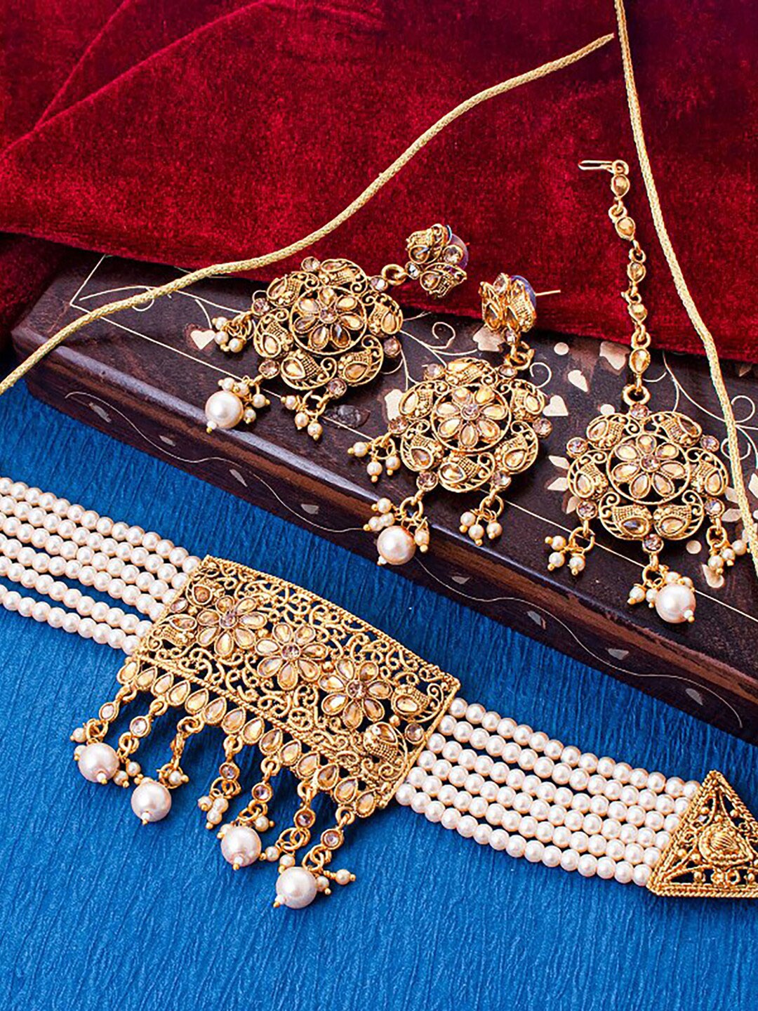 

Sukkhi Gold-Plated Stone Studded & Beaded Necklace and Earrings with Maang Tika
