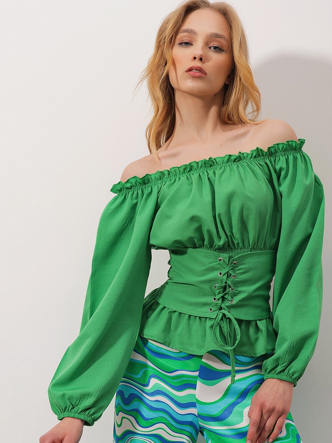 

Trend Alacati stili Off-Shoulder Puff Sleeve Cotton Bardot Top, Green