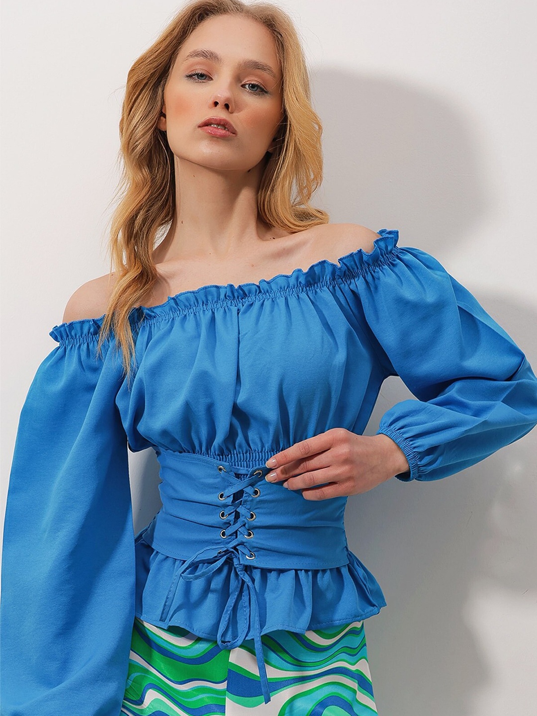 

Trend Alacati stili Off-Shoulder Puff Sleeves Cotton Bardot Top, Blue