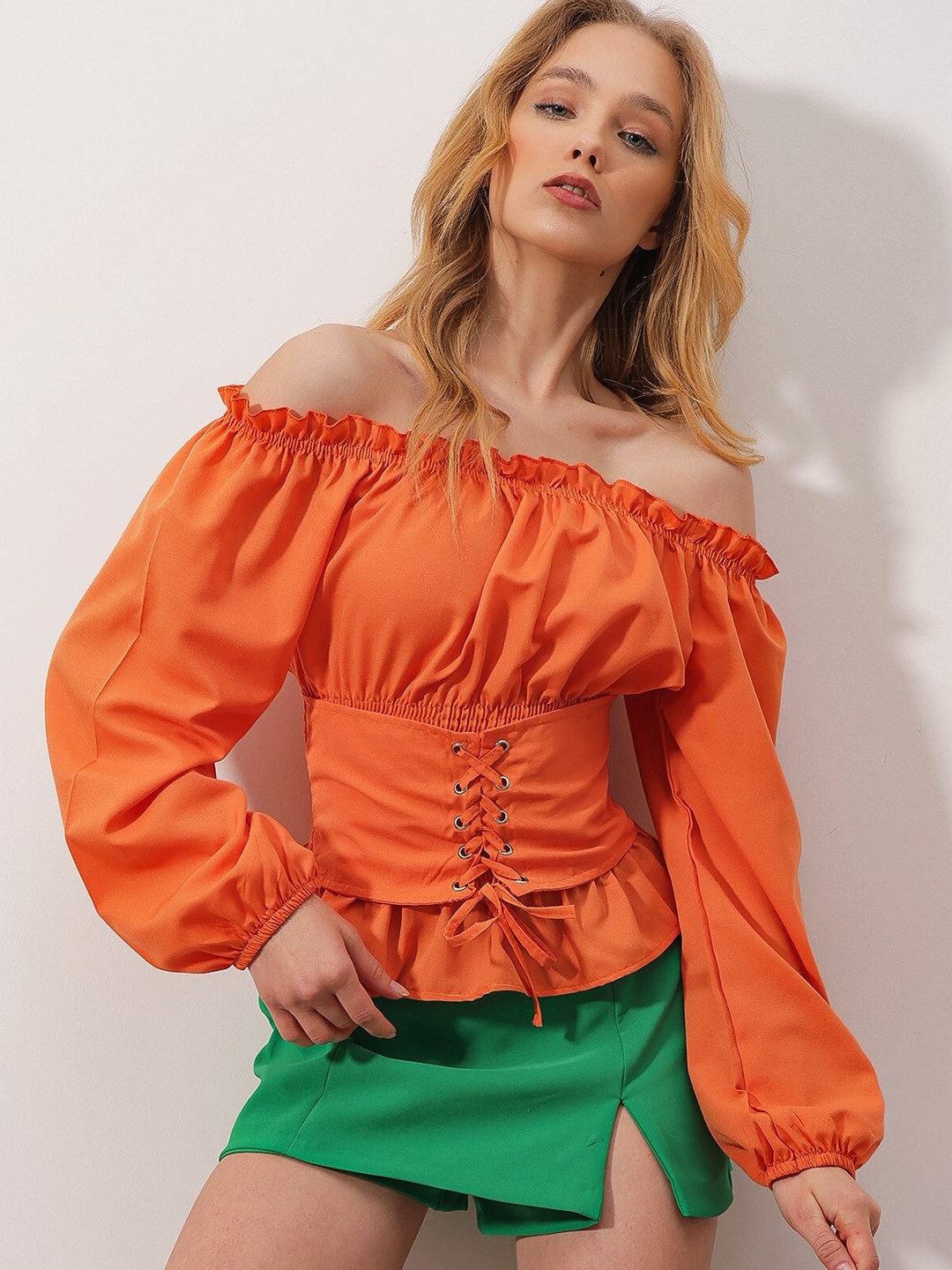 

Trend Alacati stili Off-Shoulder Bardot Top, Orange