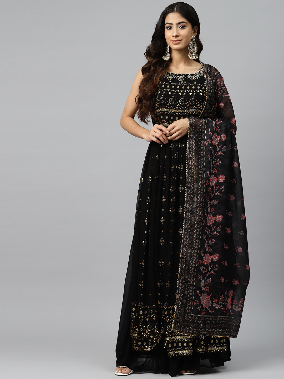 

Readiprint Fashions Women Embroidered Sequinned Kurta with Palazzos & Dupatta, Black