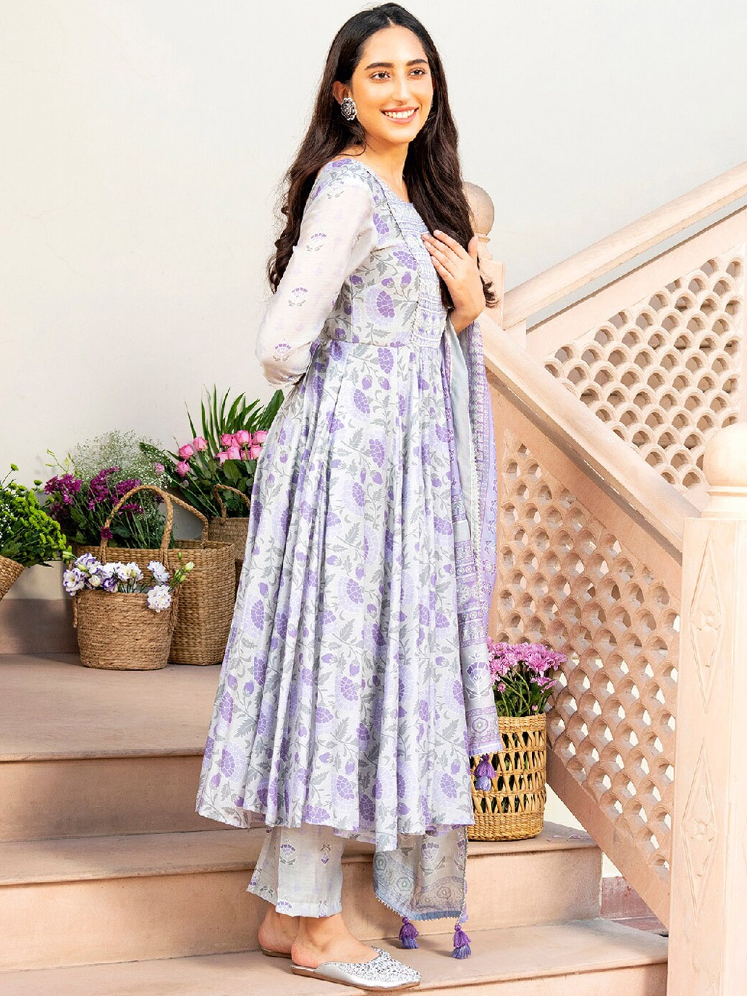 

EverBloom Floral Printed Gotta Patti Sequined Chanderi Silk Kurta with Trousers & Dupatta, Purple