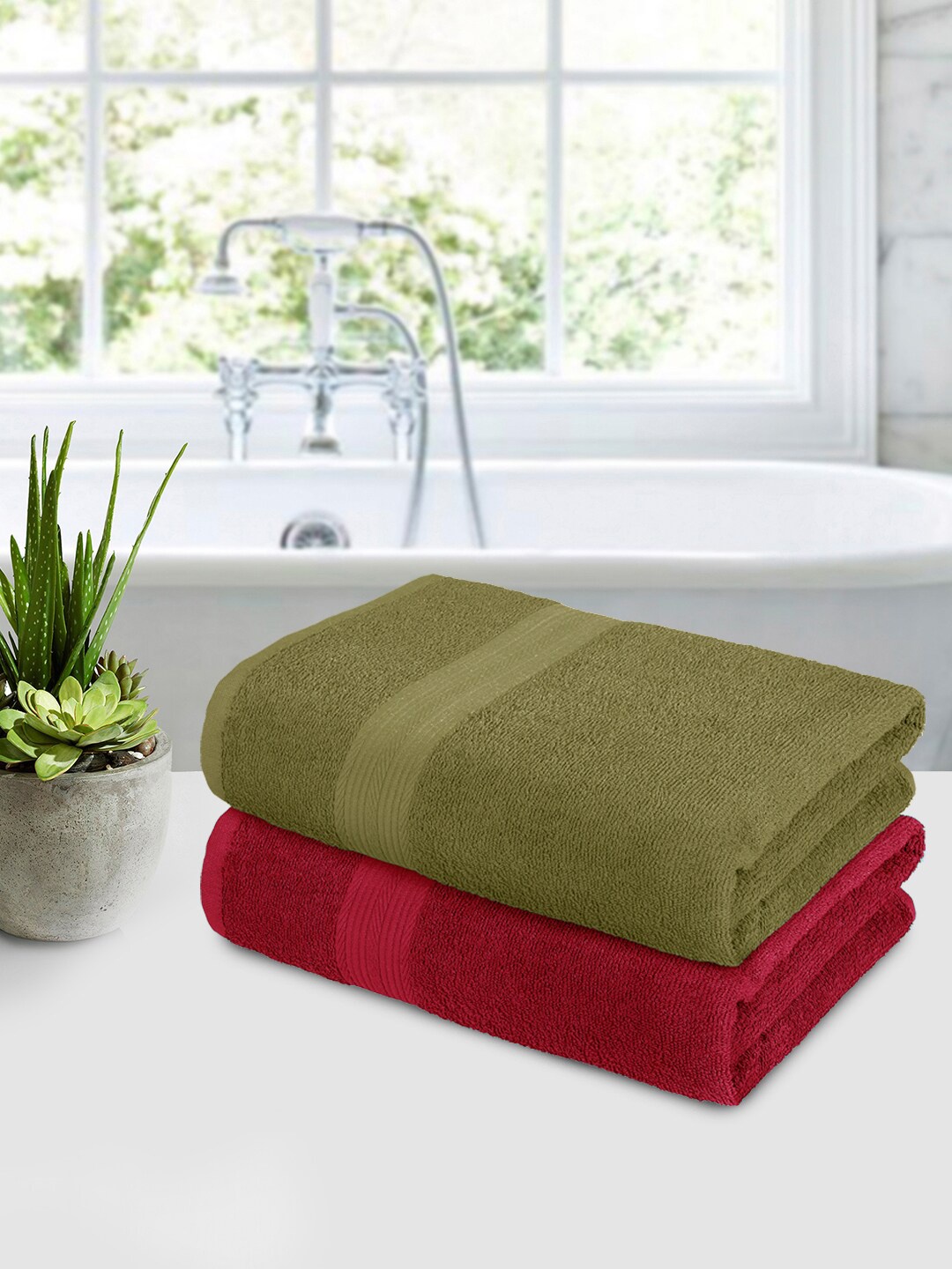 

Story@home Green & Burgundy 2 Pieces Self-Design 350 GSM Bath Towels