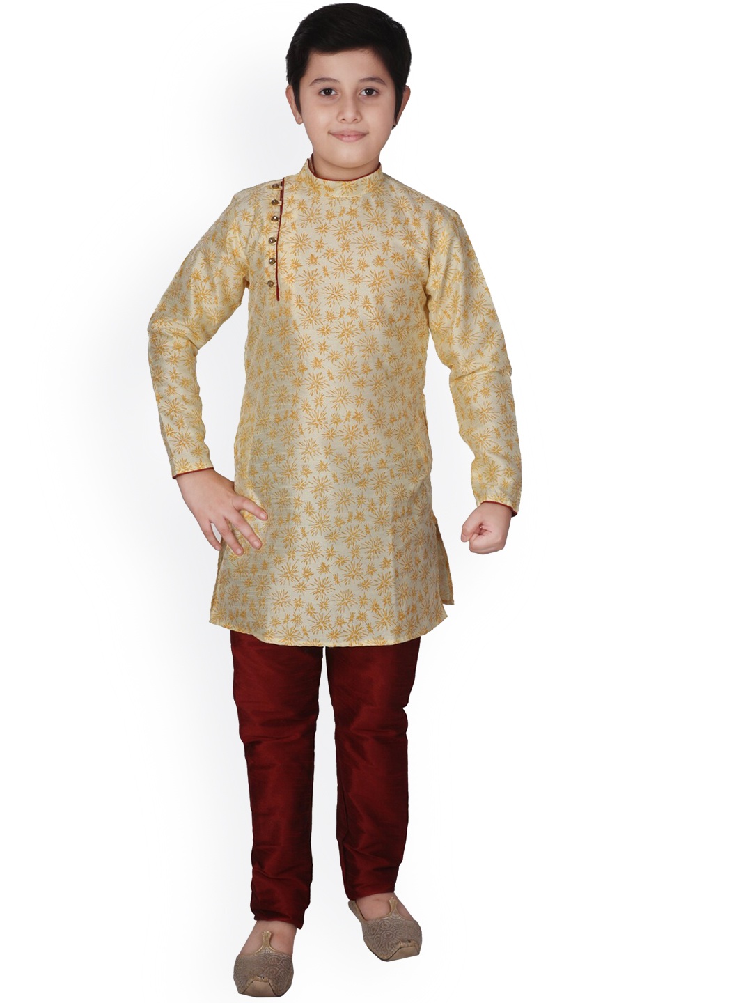 

Pro-Ethic STYLE DEVELOPER Boys Ethnic Motif Printed Mandarin Collar Kurta With Churidar, Gold