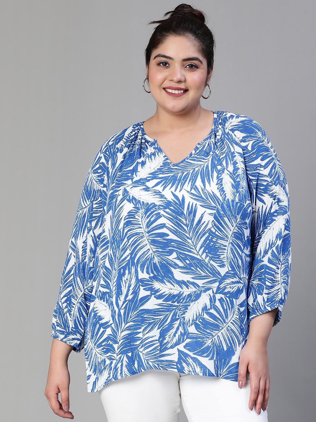 

Oxolloxo Plus Size Tropcal Printed V-Neck Top, Blue