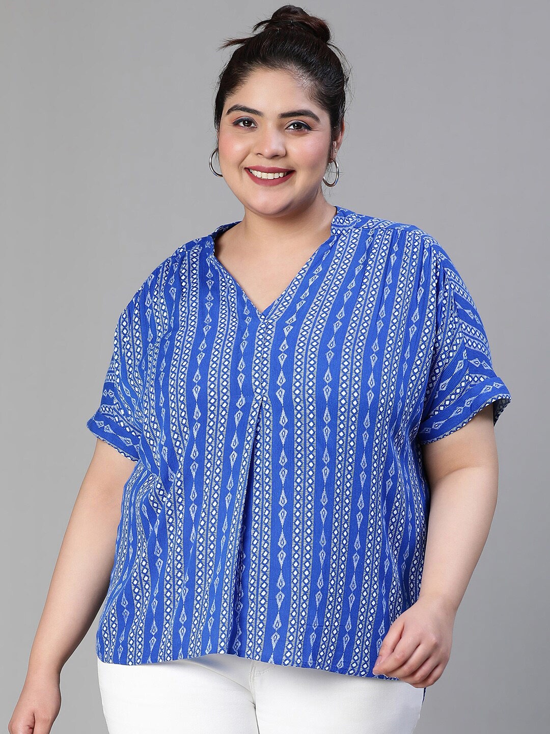 

Oxolloxo Plus Size Geometric Print Extended Sleeves Crepe Top, Blue