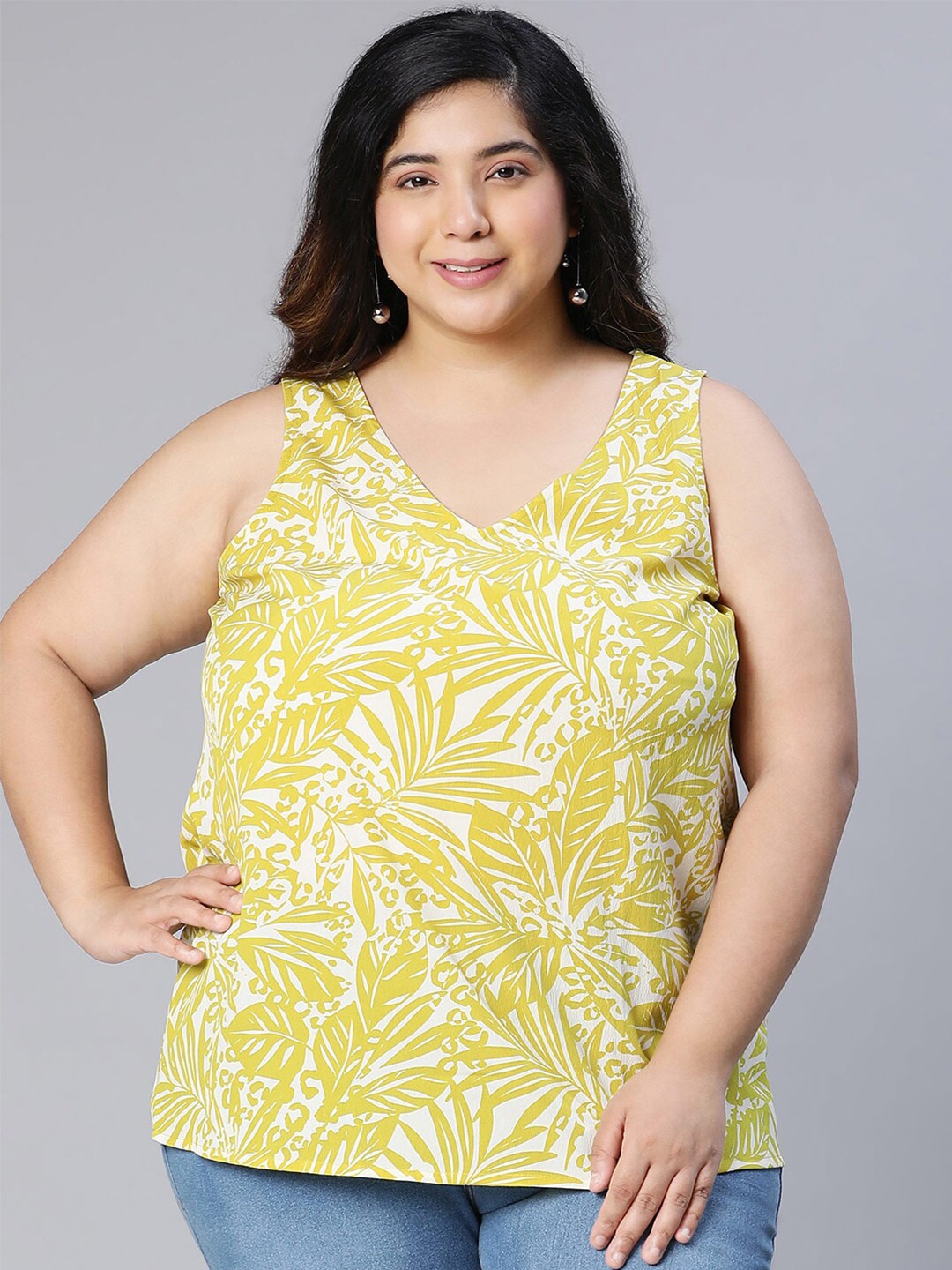 

Oxolloxo Plus Size Tropical Print Crepe Top, Yellow