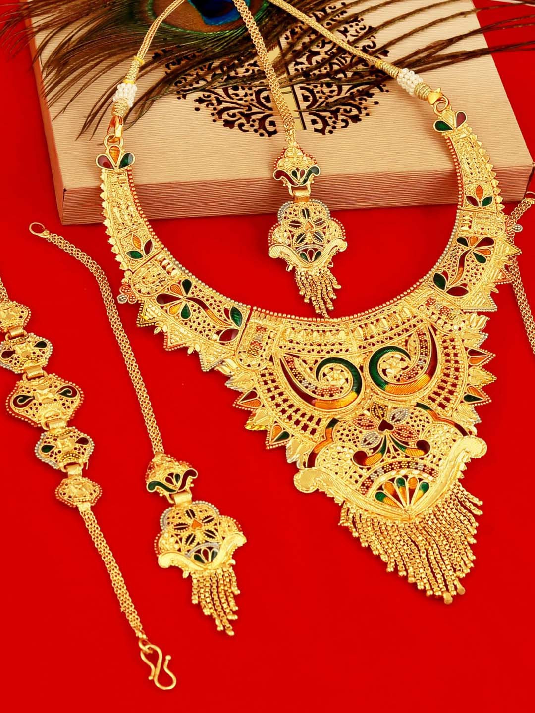 

MANSIYAORANGE Gold-Plated Stone -Studded & Beaded Necklace & Earrings