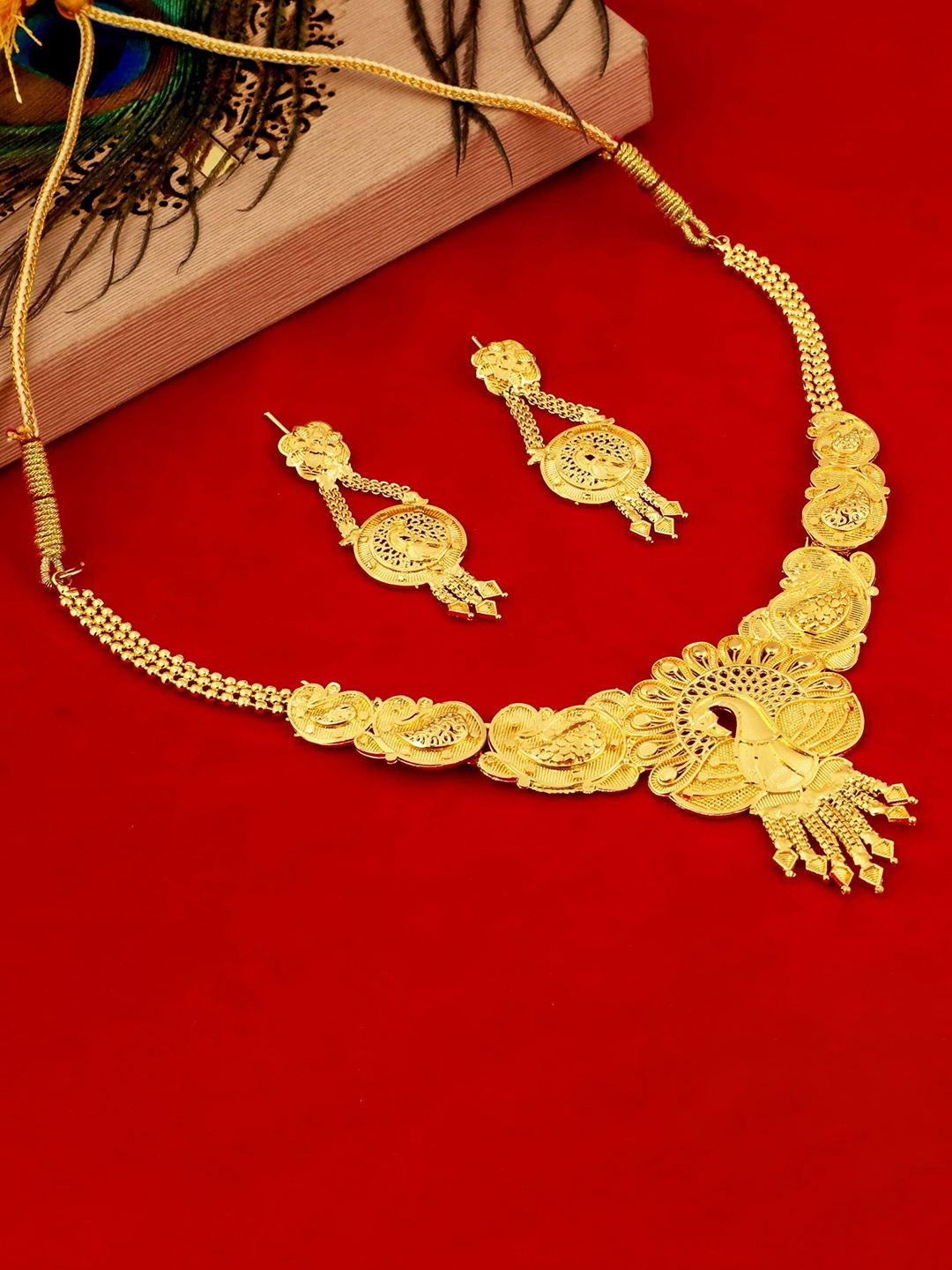 

MANSIYAORANGE Gold-Plated Traditional Jewellery Set