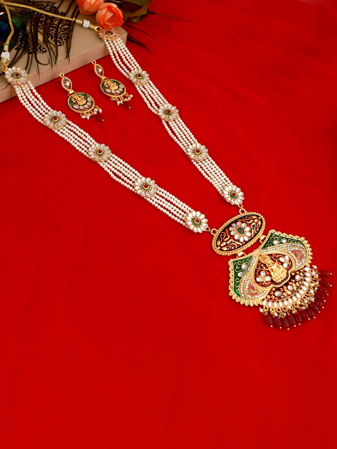 

MANSIYAORANGE Gold-Plated Kundan-Studded Necklace & Earrings