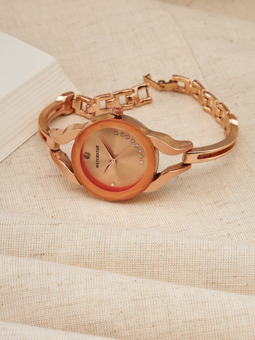 

WATCHSTAR Women Round Dial & Bracelet Style Straps Analogue Watch- Swiss copper, Rose gold