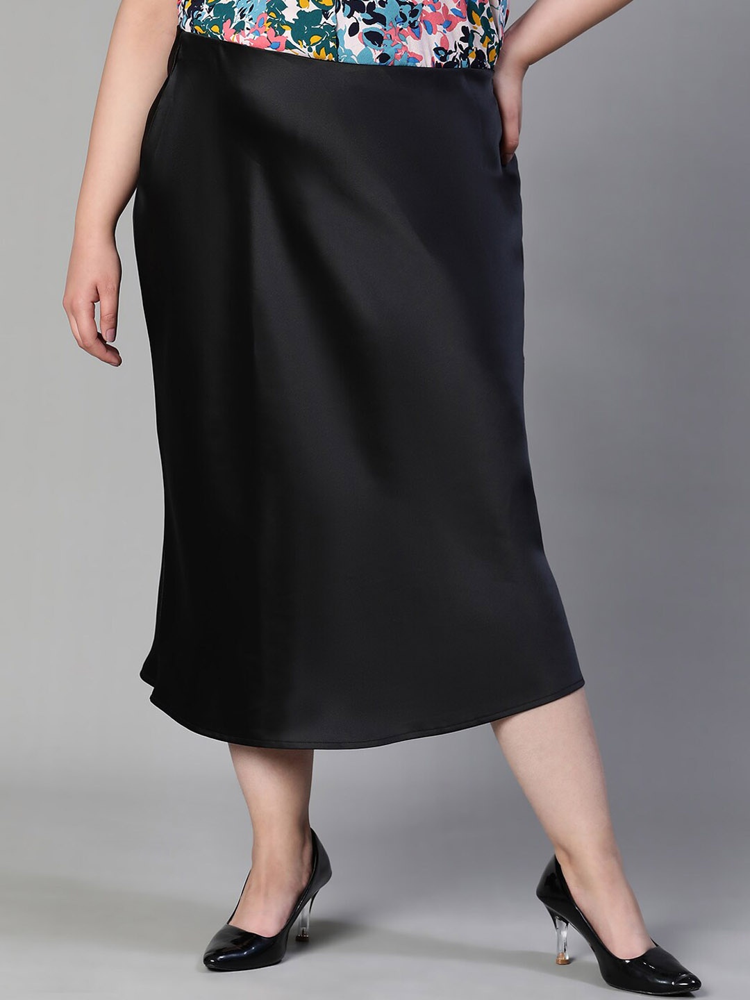 

Oxolloxo Plus Size Midi Straight Skirt, Black