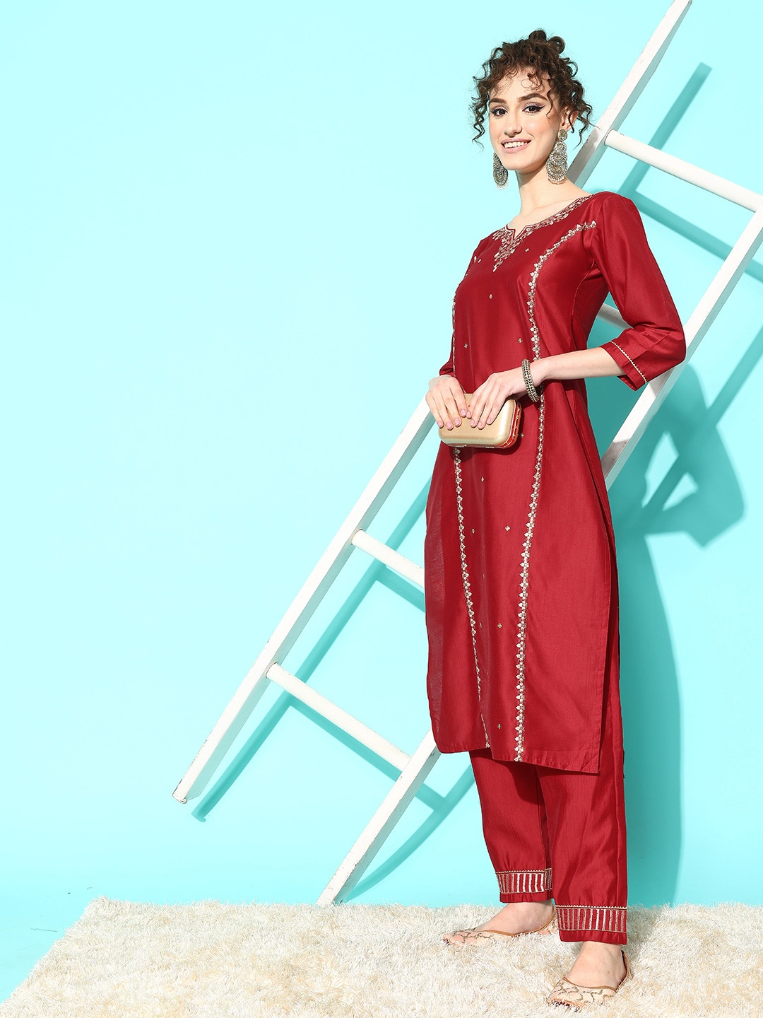 

SheWill Floral Embroidered Regular Sequinned Kurta with Trousers, Maroon