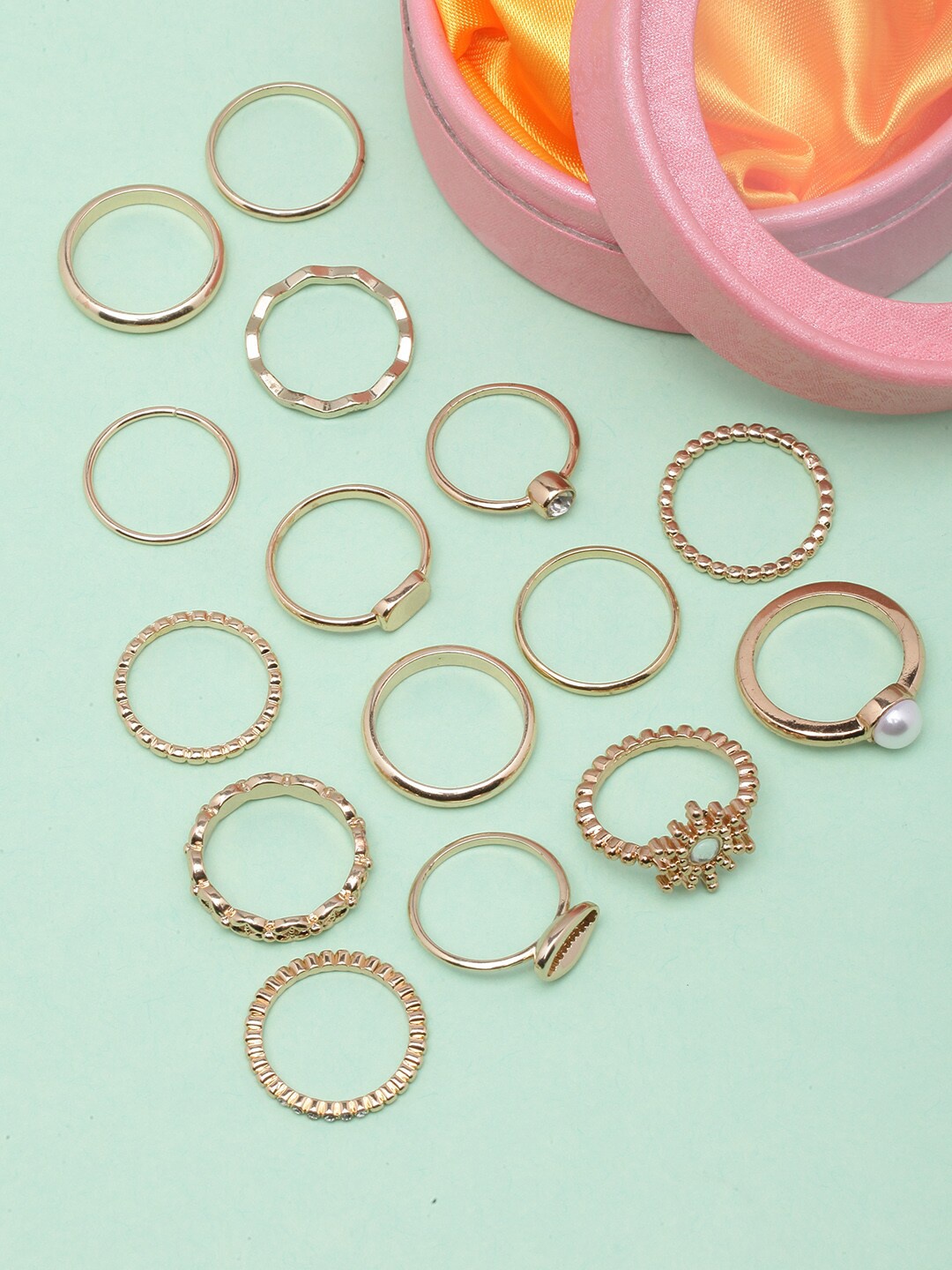 

DressBerry Set Of 15 Gold-Plated Finger Rings
