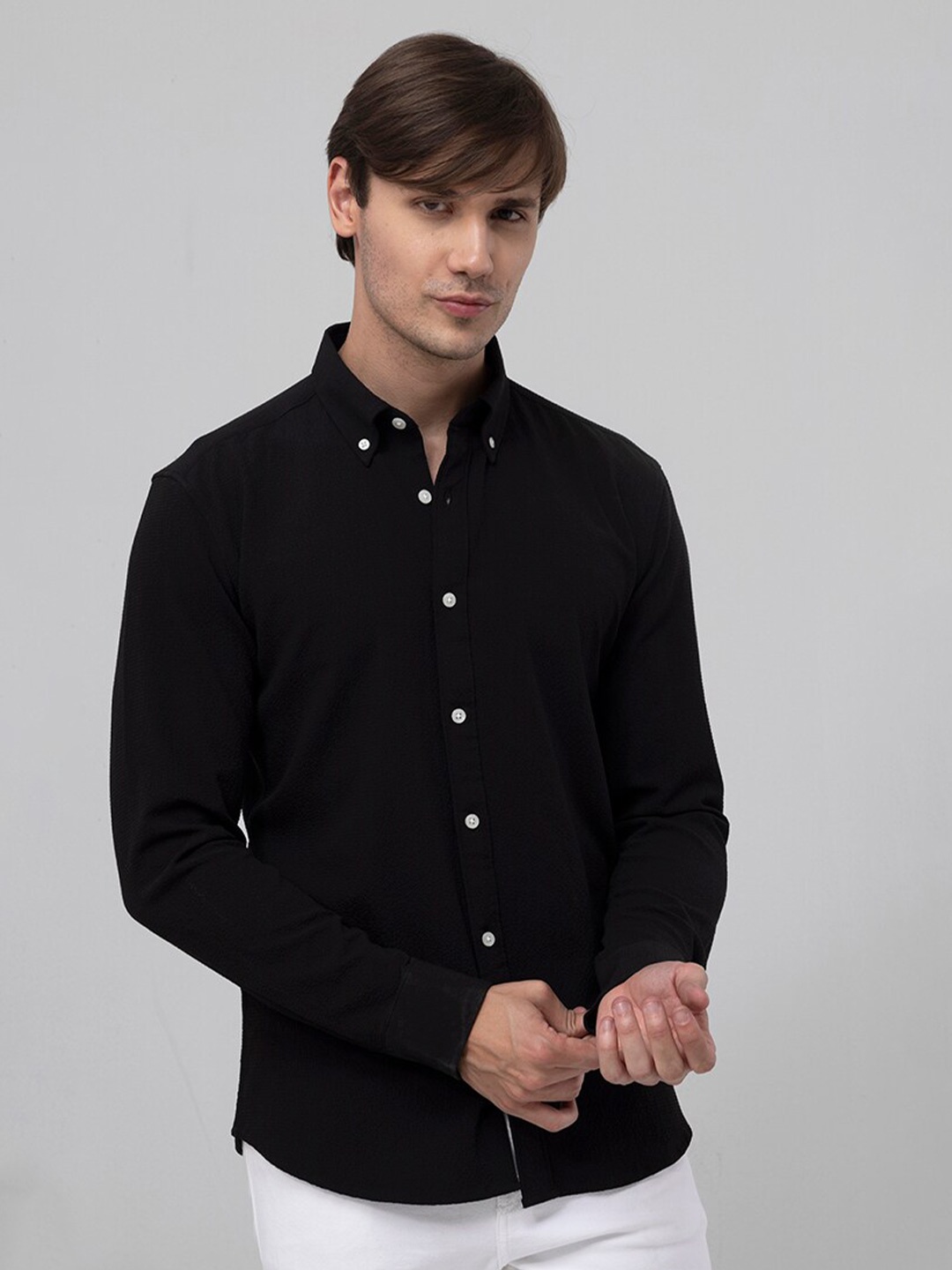 

Snitch Black Button Down Collar Slim Fit Opaque Casual Cotton Shirt