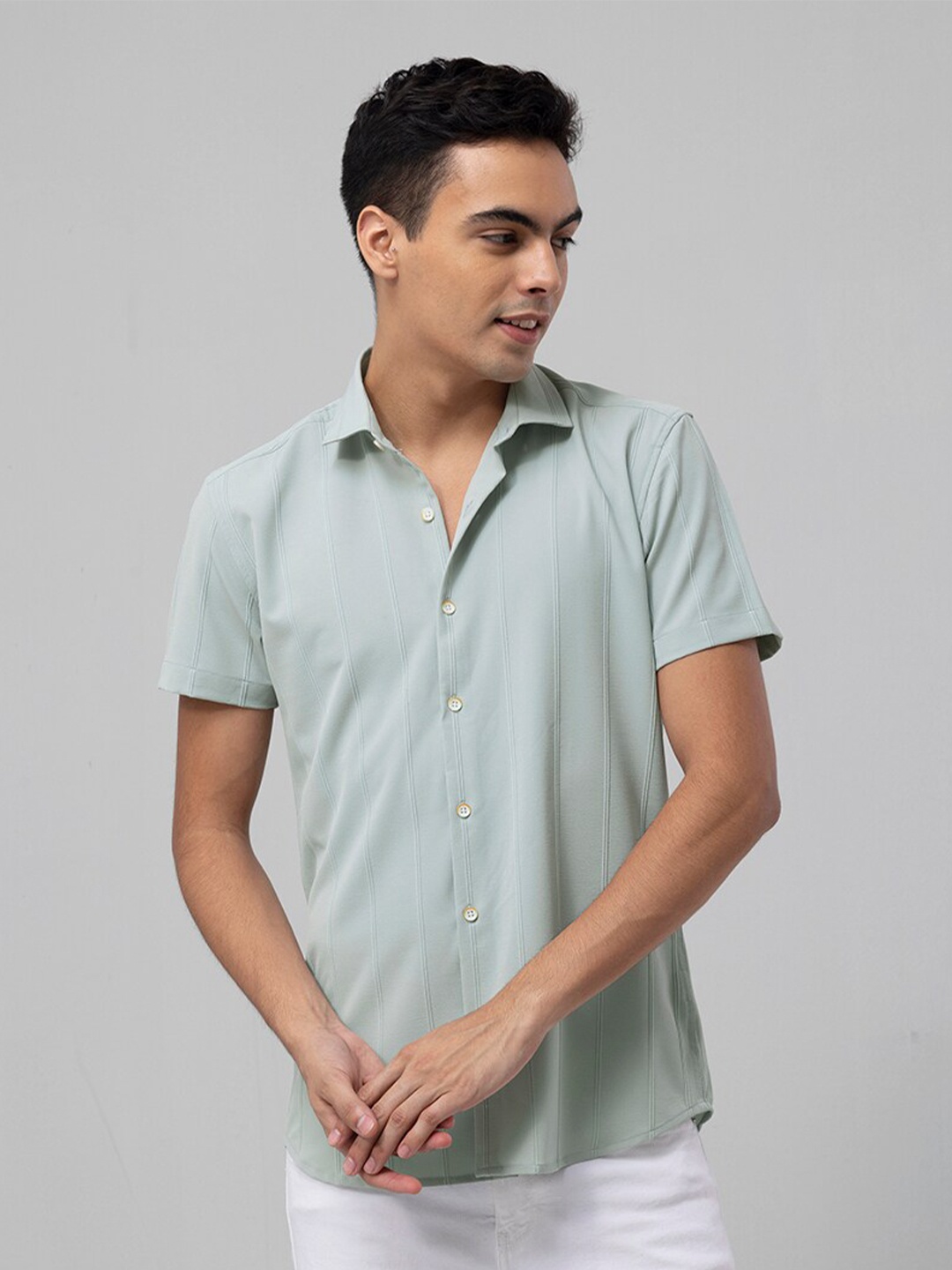 

Snitch Green Self Design Slim Fit Casual Cotton Shirt
