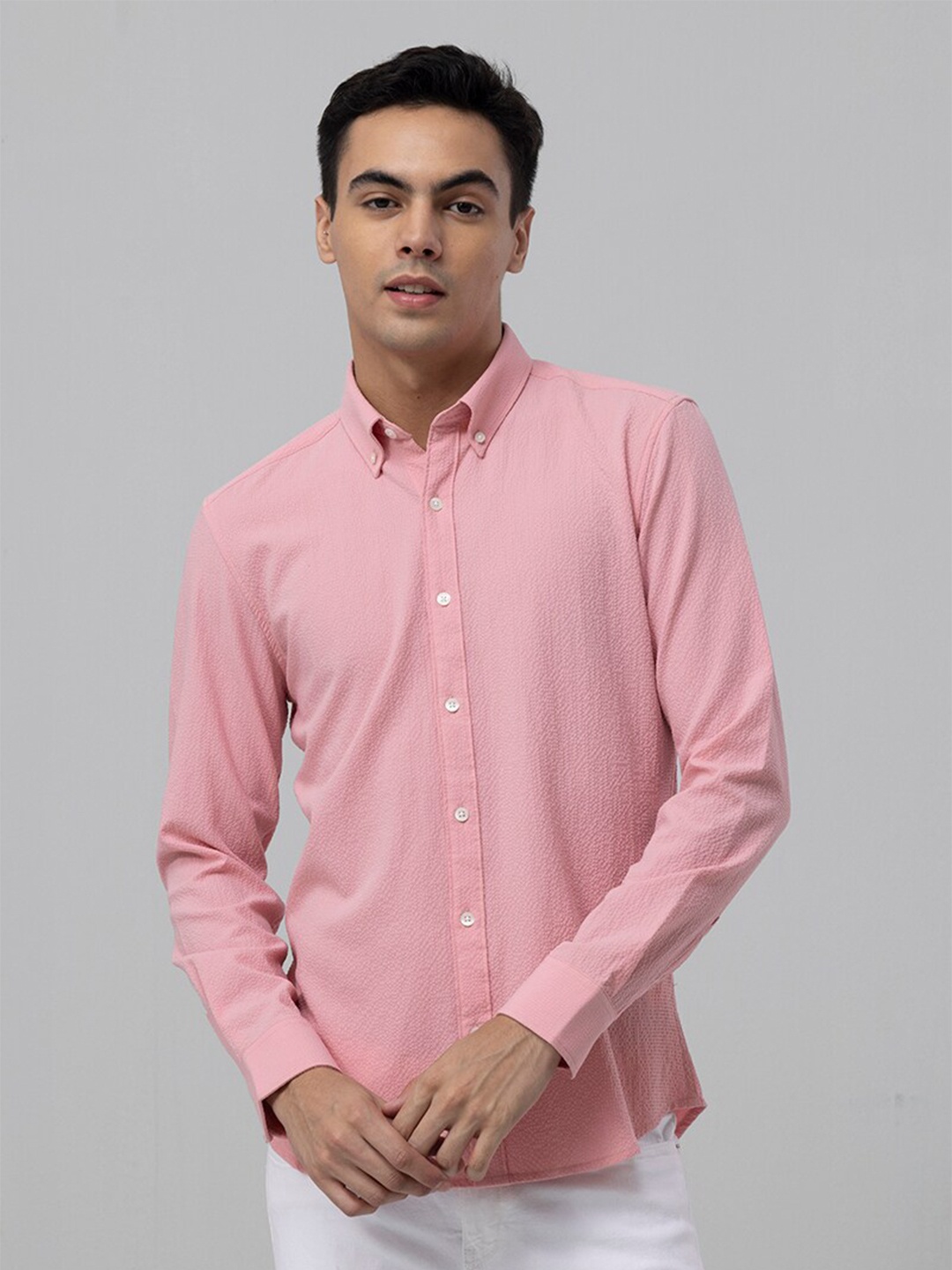 

Snitch Pink Slim Fit Button Down Collar Casual Cotton Shirt