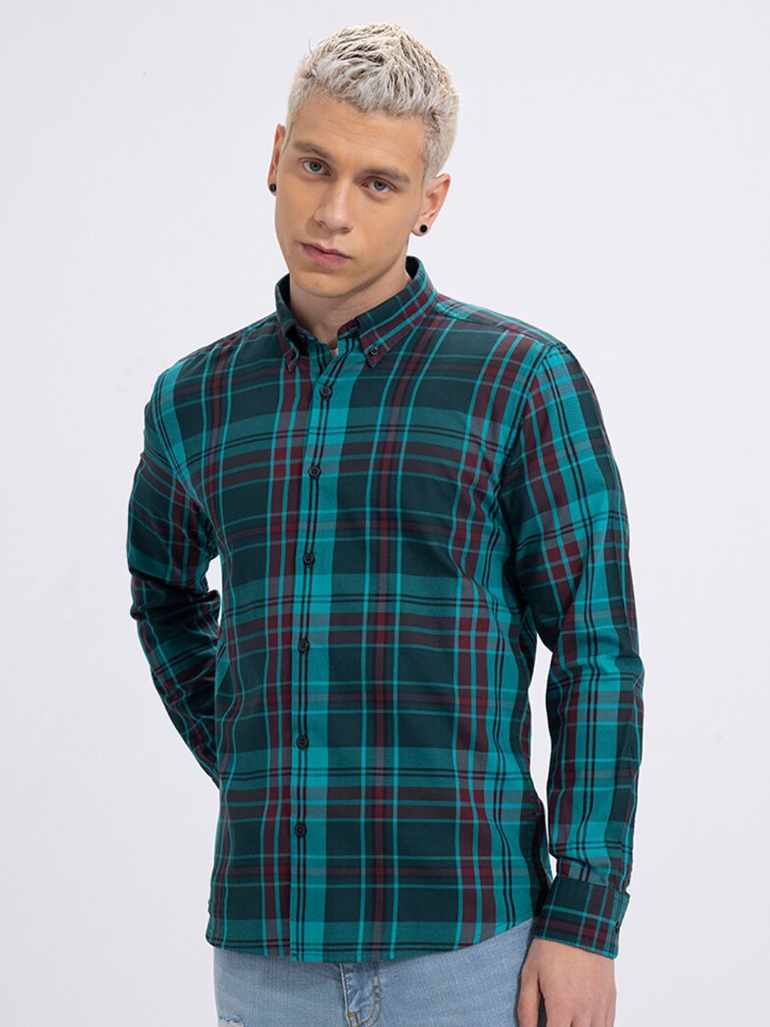 

Snitch Green Tartan Checks Slim Fit Cotton Casual Shirt