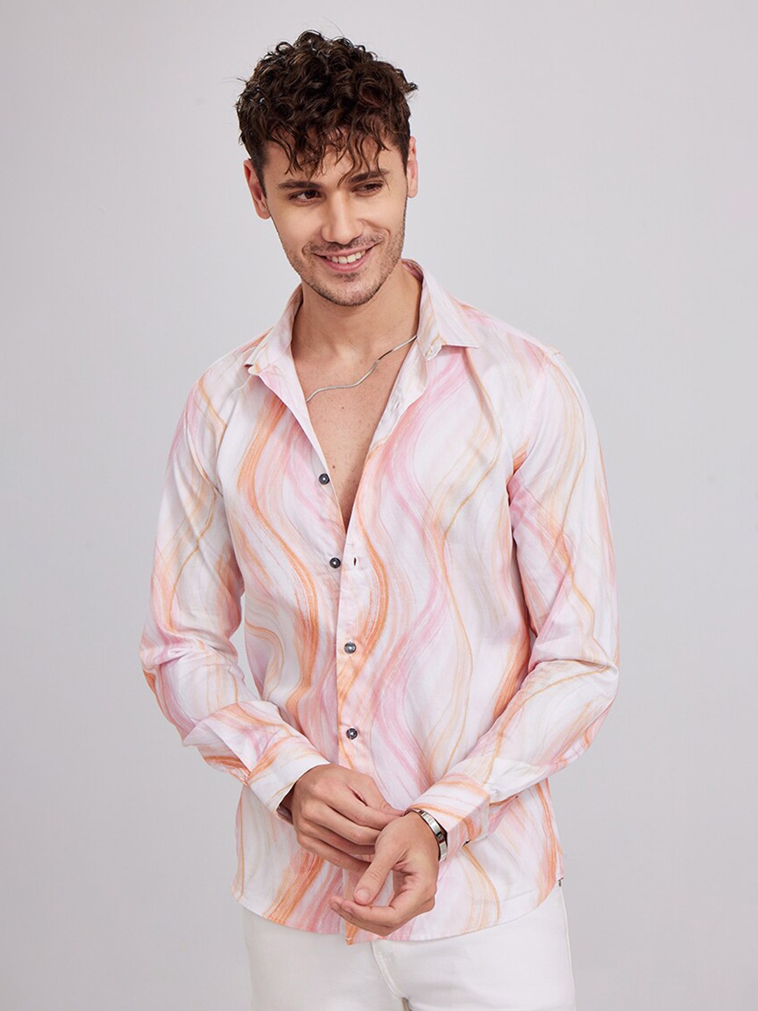 

Snitch White & Orange Abstract Printed Slim Fit Cotton Casual Shirt