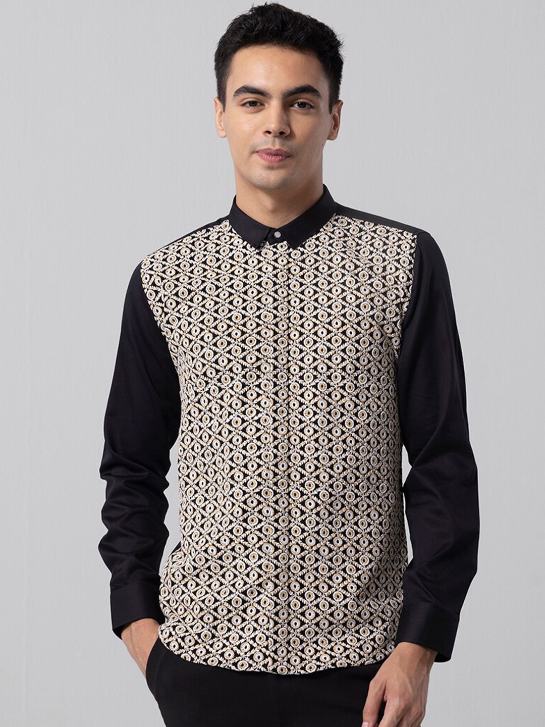 

Snitch Black & Beige Slim Fit Ethnic Motif Self Design Casual Spread Collar Cotton Shirt