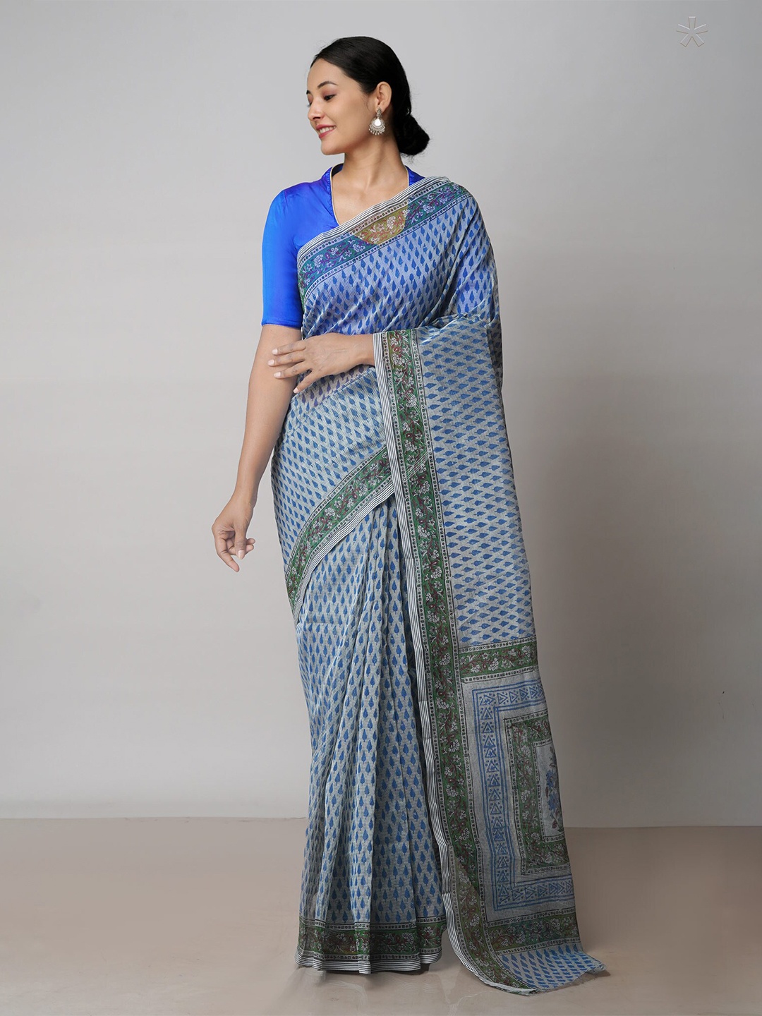 

Unnati Silks Ethnic Motifs Printed Supernet Bagru Saree, Grey