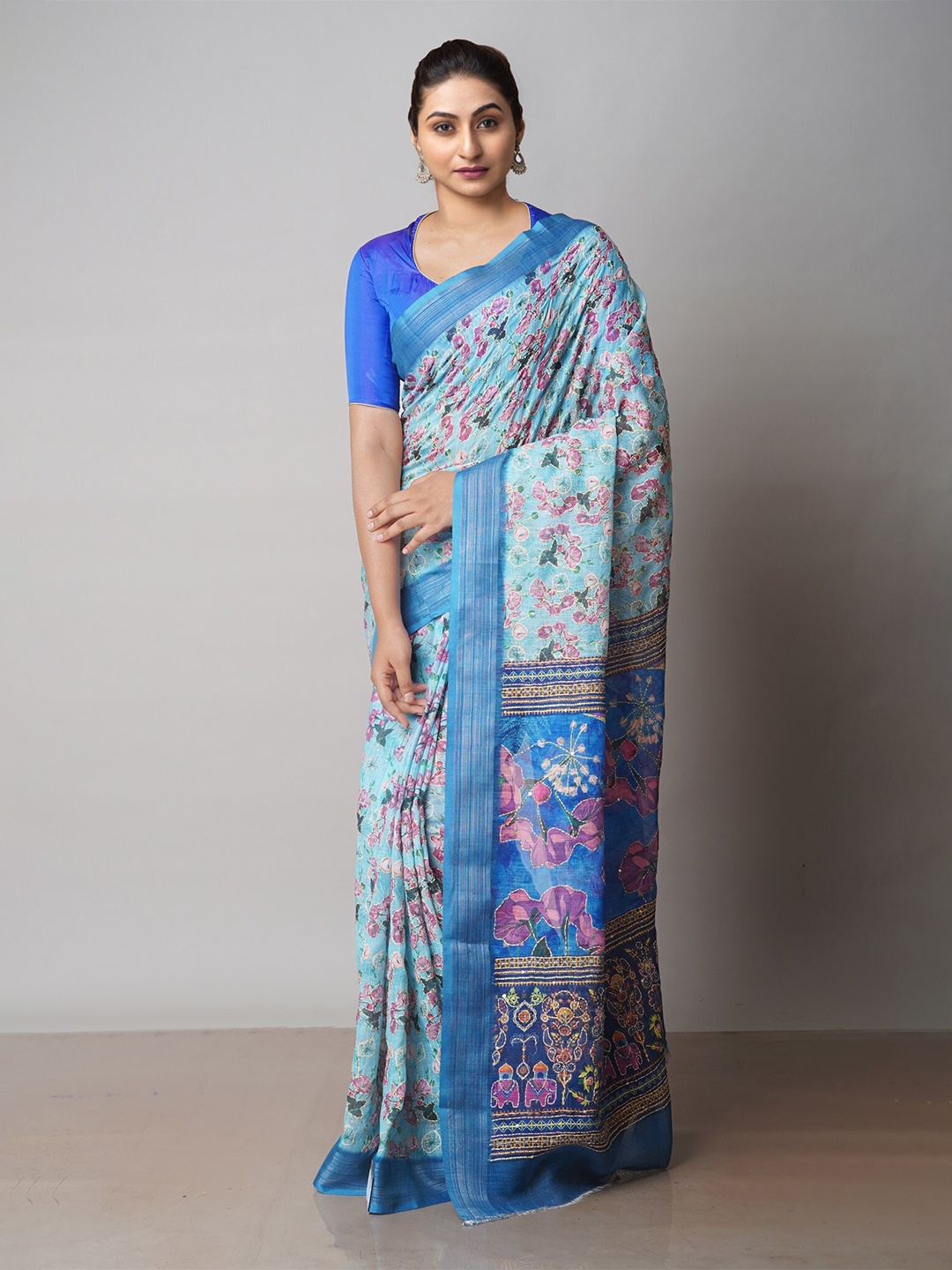 

Unnati Silks Floral Kantha Work Linen Blend Jamdani Saree, Blue