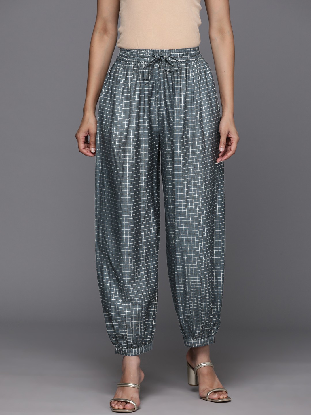 

Libas Checked Cotton Salwar, Grey