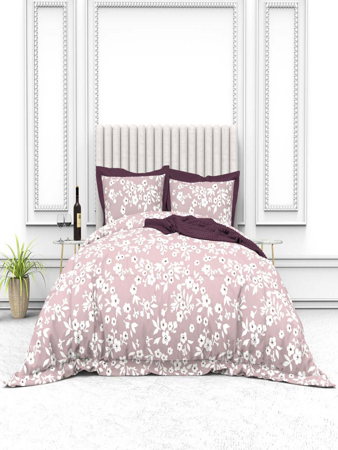 

THE WHITE MOSS Cynthia Purple Floral 250 TC Pure Cotton King Bedsheet With 2 Pillow Covers