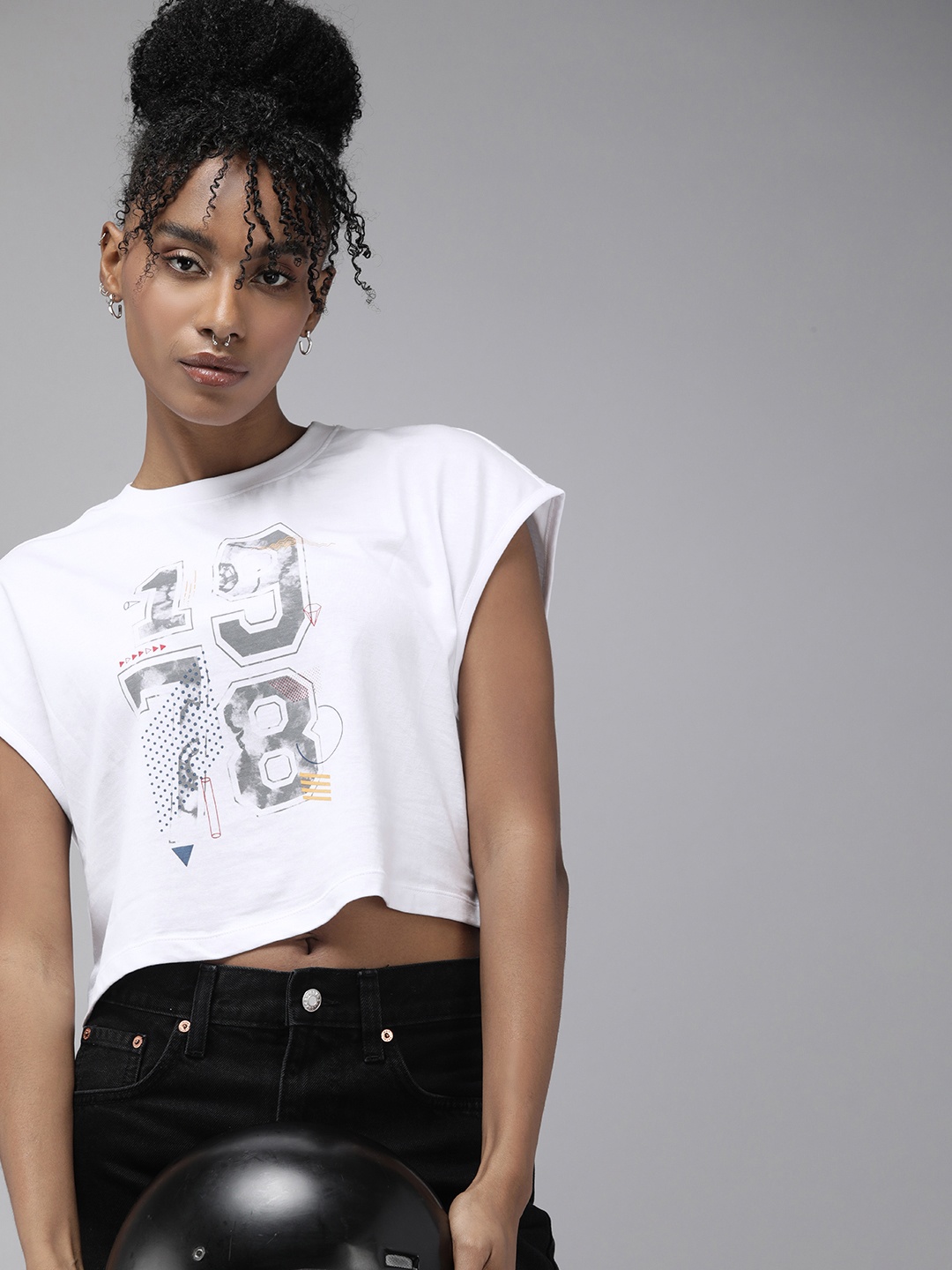 

Roadster Women Graphic Printed Boxy Crop T-shirt, White