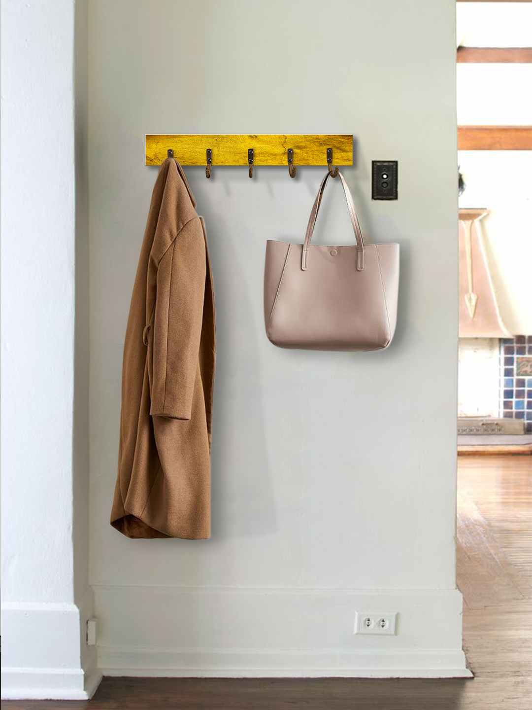 

999Store Yellow Wooden Hanger With 5-Hooks, Gold