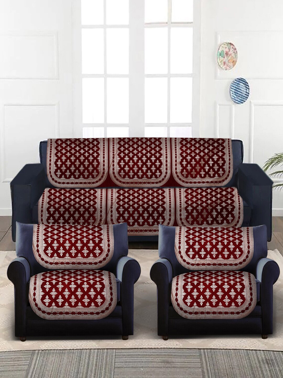 

MULTITEX Maroon & Beige Ethnic Motif Design Velvet 5-Seater Sofa Covers