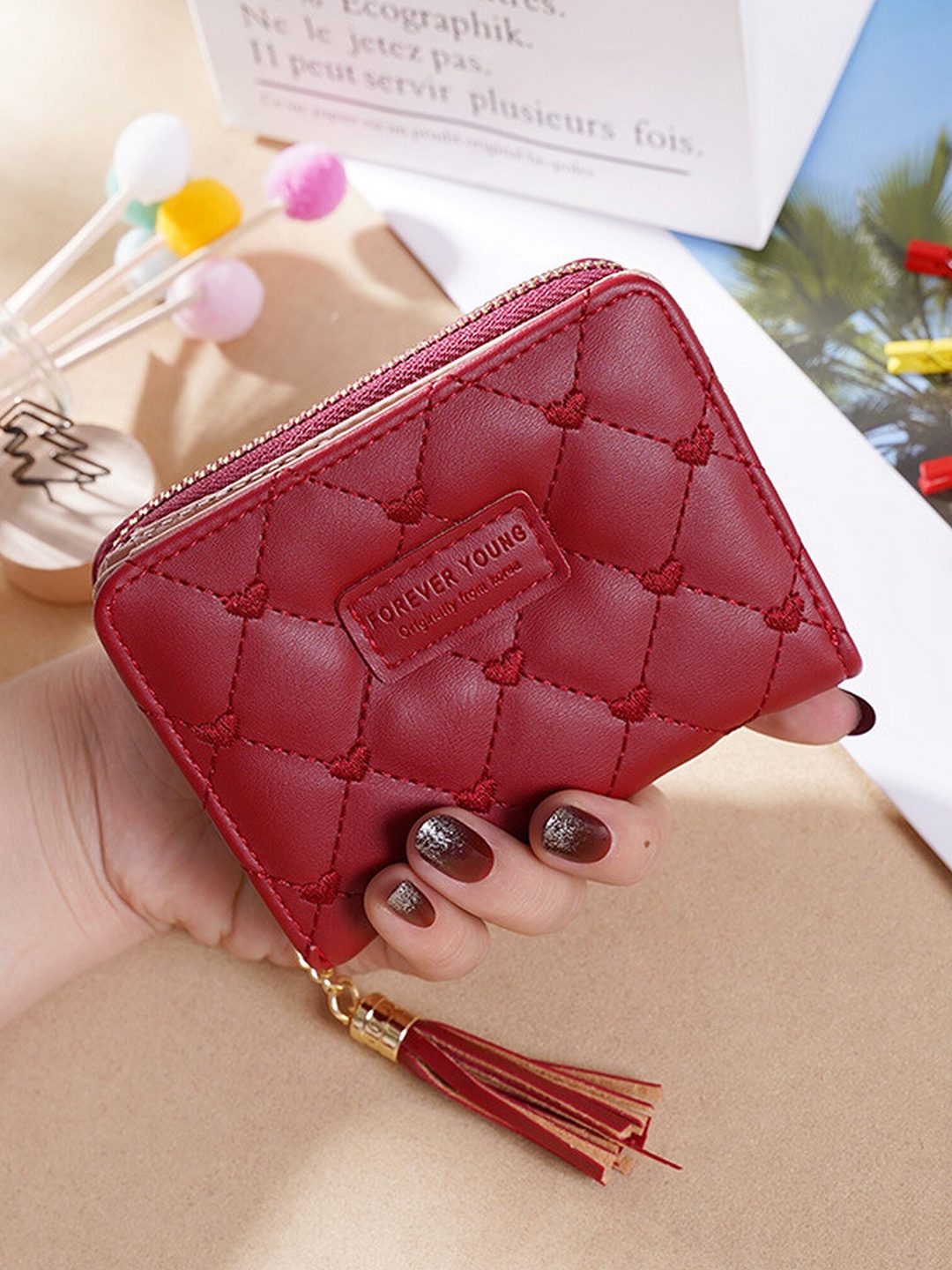 

Diva Dale Women Textured Quilted PU Zip Around Wallet, Red