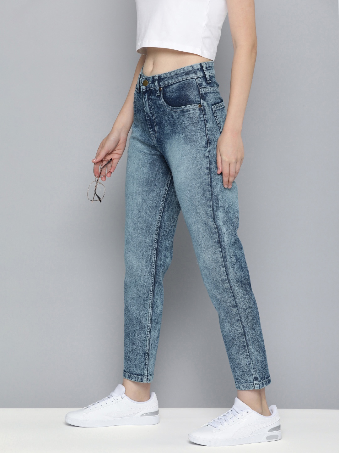 

Mast & Harbour Women Straight Fit Heavy Fade Acid Wash Jeans, Blue
