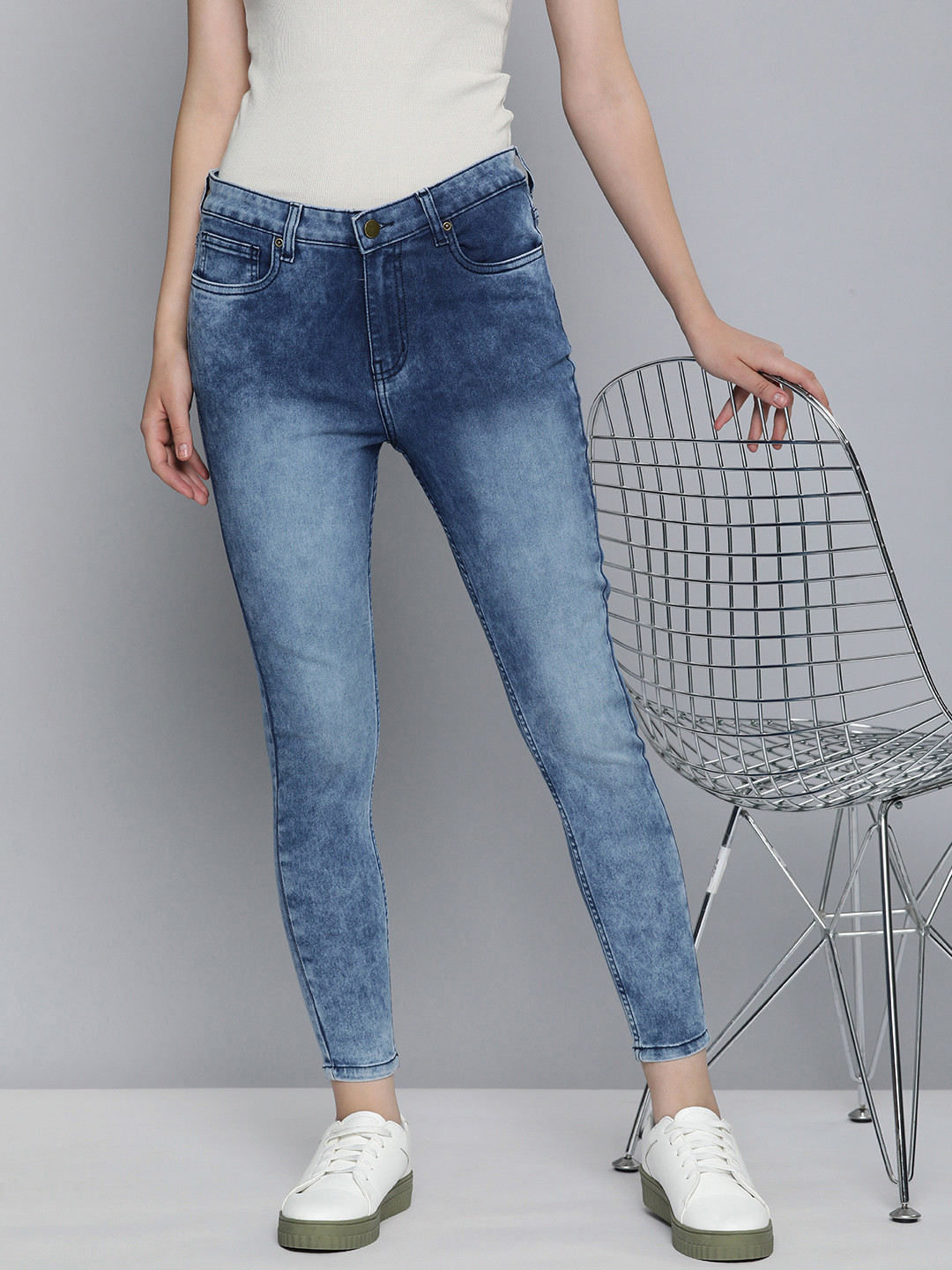 

Mast & Harbour Women Skinny Fit Light Fade Stretchable Jeans, Blue