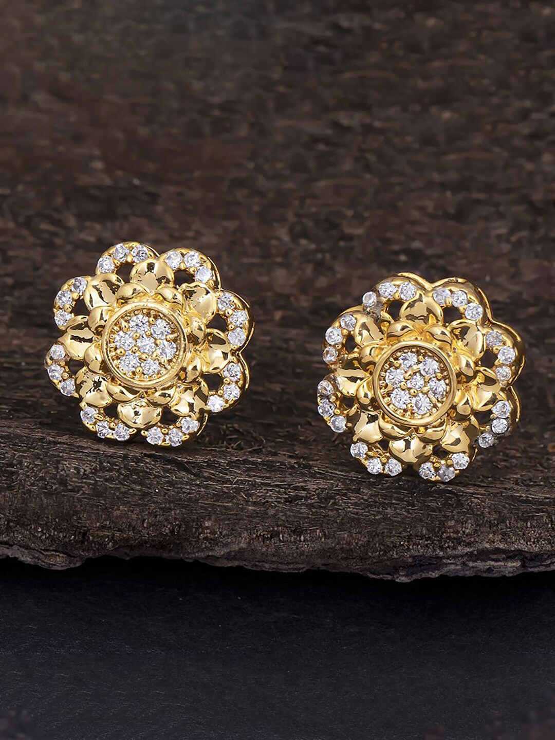 

Sukkhi Gold-Plated Floral Studs Earrings