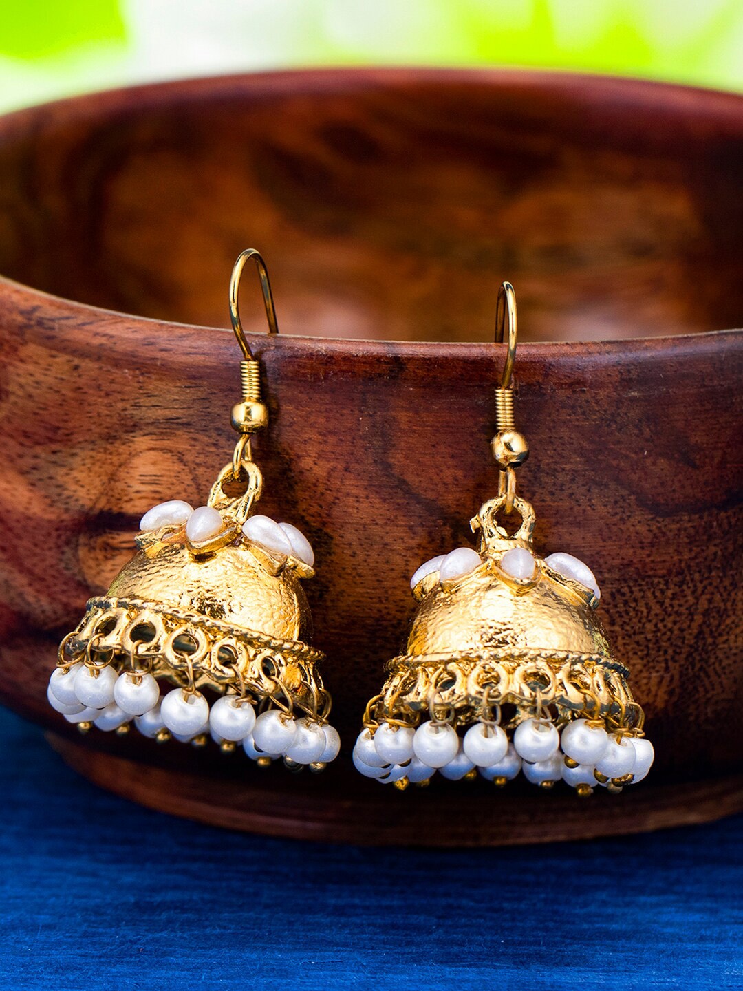 

Sukkhi Gold-Plated Dome Shaped Jhumkas Earrings