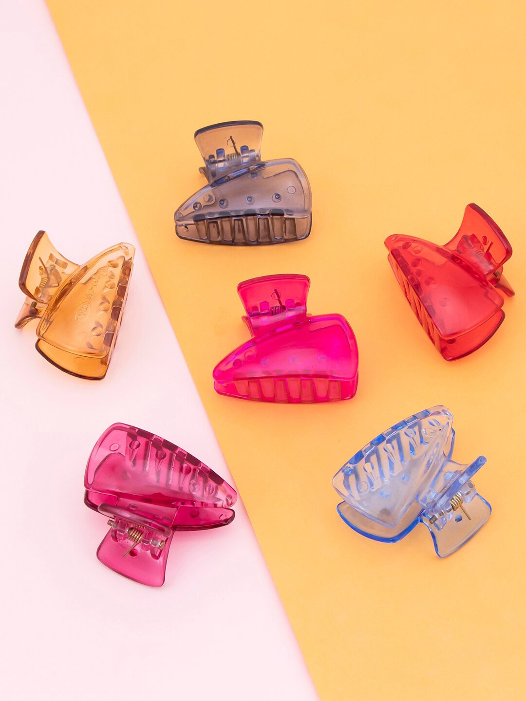 

Sukkhi Women Set of 6 Beautiful Butterfly Claw Clip, Gold
