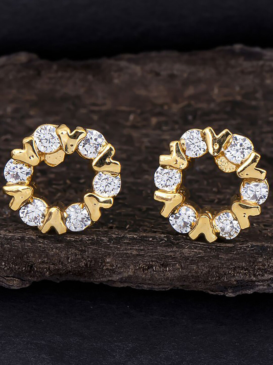 

Sukkhi Gold-Plated Contemporary Studs Earrings