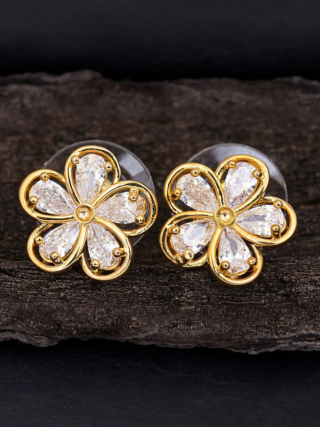 

Sukkhi Gold-Plated Contemporary Studs Earrings