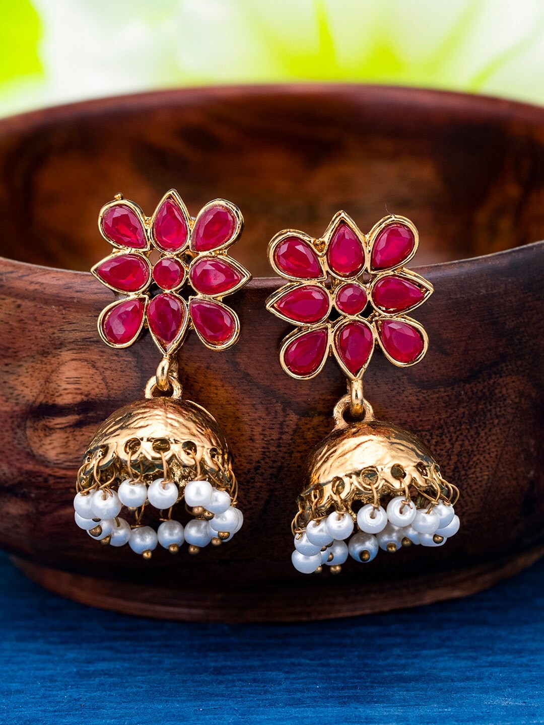 

Sukkhi Gold-Plated Dome Shaped Jhumkas Earrings
