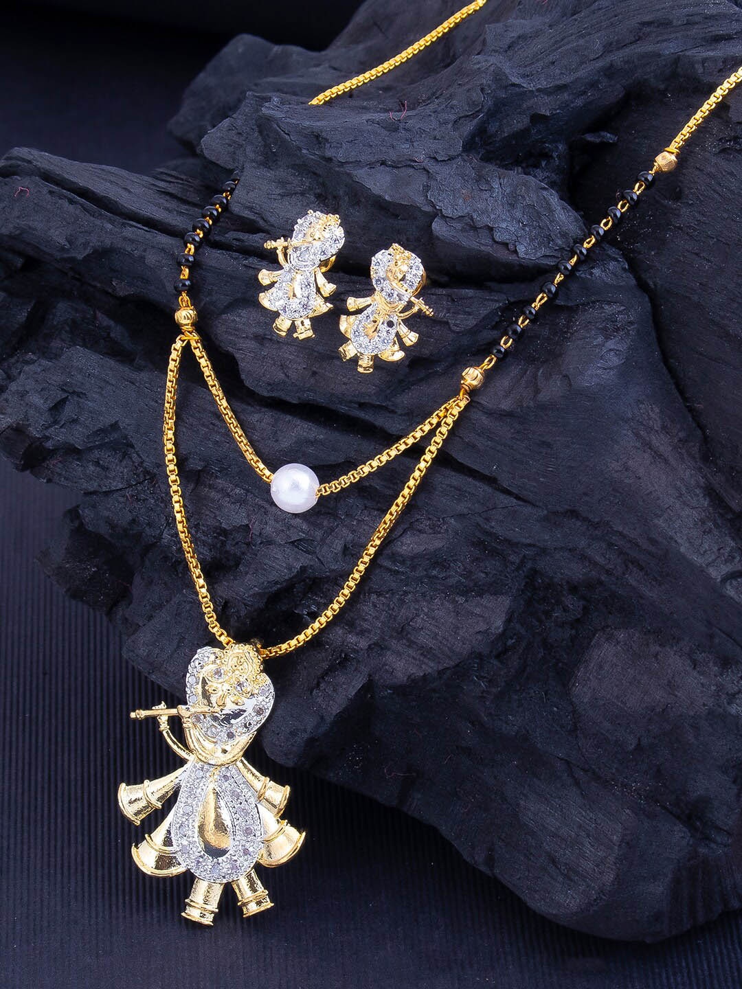 

Sukkhi Gold-Plated Stone-Studded & Beaded Mangalsutra With Earrings