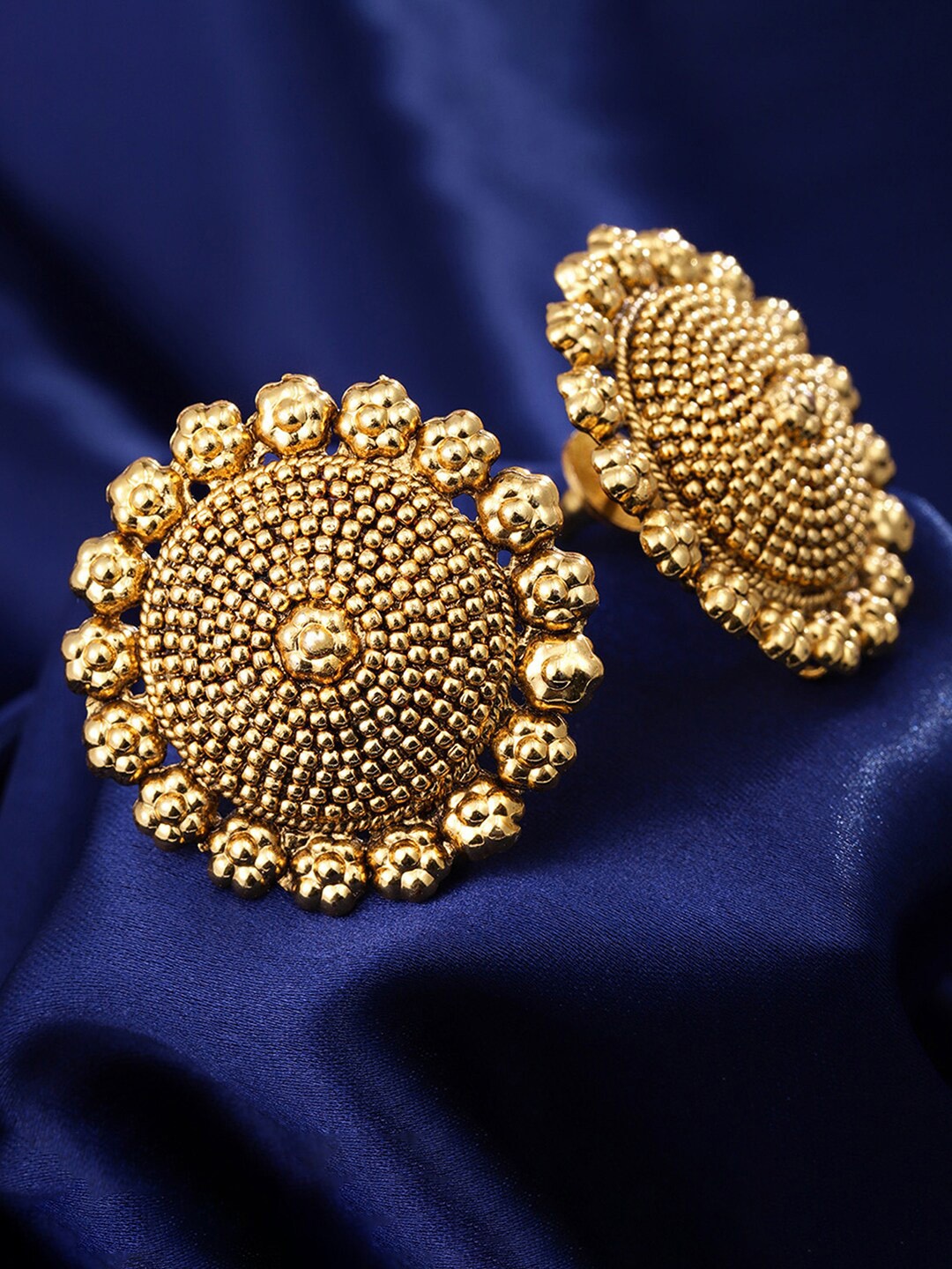 

Sukkhi Gold Plated Circular Studs Earrings