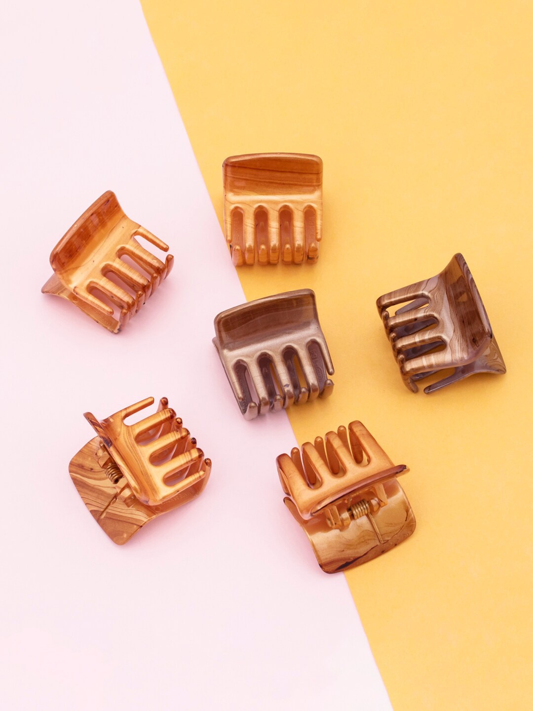 

Sukkhi Women Set of 6 Elegant Butterfly Claw Clip, Brown