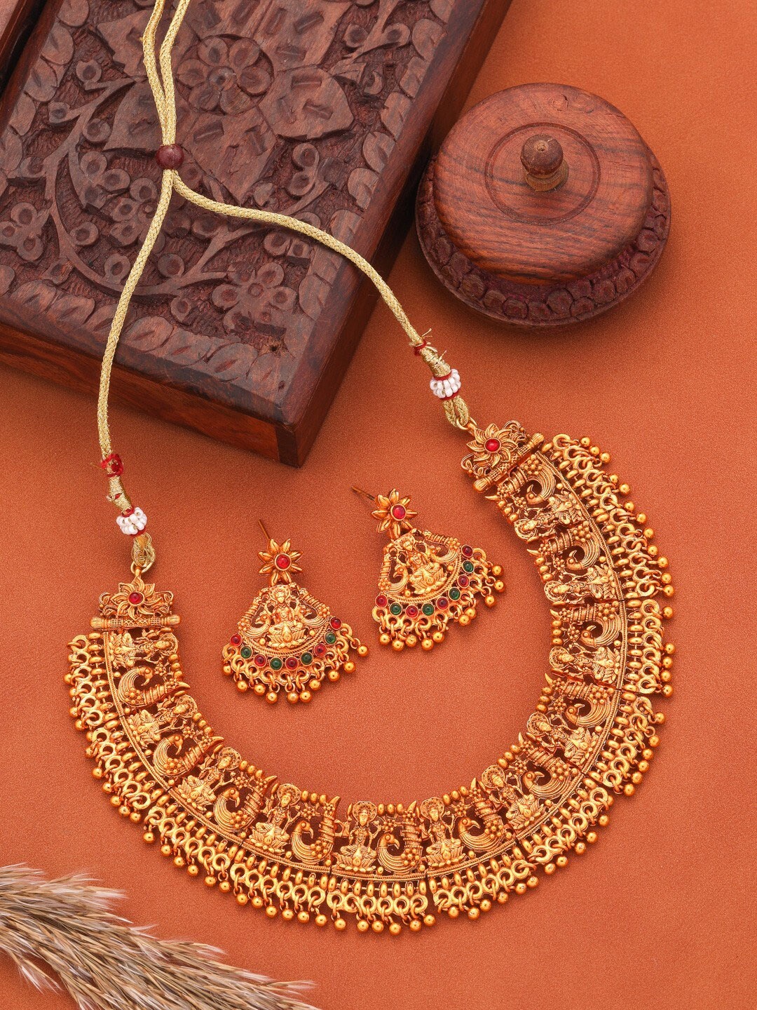 

Vita Bella Gold-Plated Stone-Studded & Beaded Necklace and Earrings Jewellery Set
