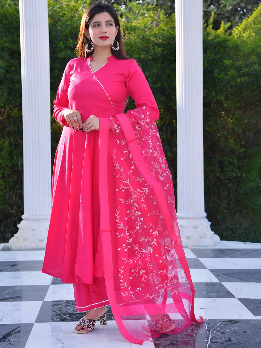 

VASTRAMANIAA Gotta Patti Angrakha Anarkali Kurta with Palazzos & Dupatta, Pink