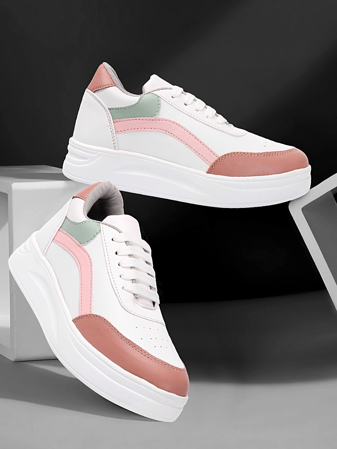 

Colo Women Colourblocked Basics Sneakers, White