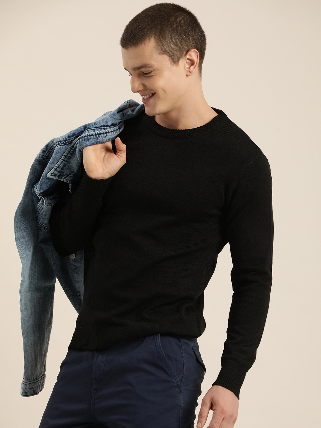 

HERE&NOW Solid Round Neck Long Sleeves Pullover, Black